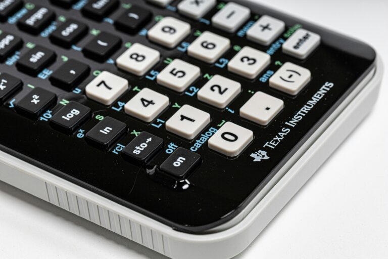 Inheritance Tax and Cross-Border Rules: What Canadians Need to Know