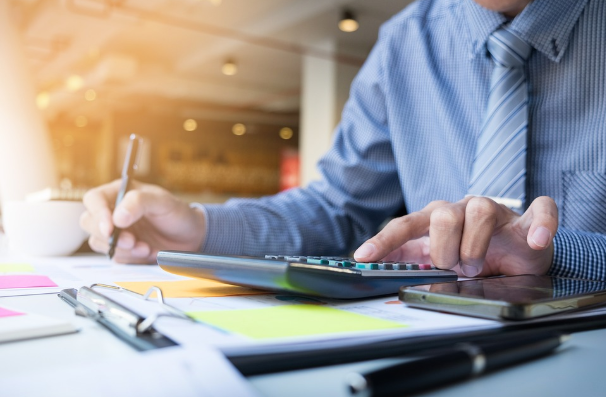 Understanding audit requirements for Canadian corporations, non-profits, partnerships, and growing businesses.